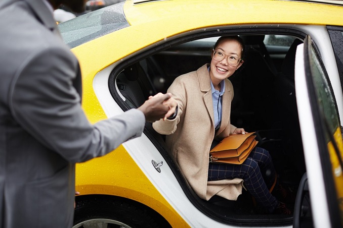 Learn the Advantages of Airport Transportation Services